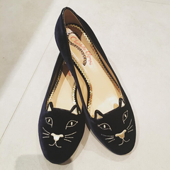 Charlotte Olympia Black Velvet Kitty Flats 黑色经典款天鹅绒猫头鞋 $284（约2057元）