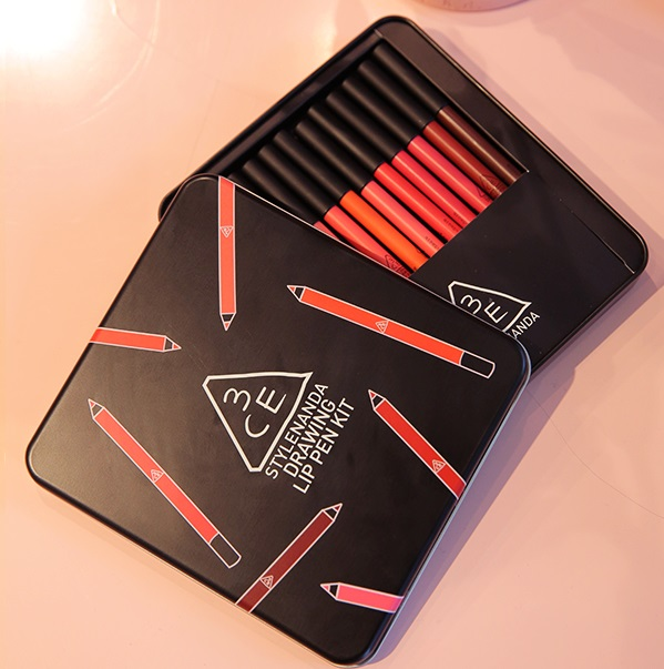 3CE DRAWING LIP PEN KIT 唇笔套装 $33.9（约231元）