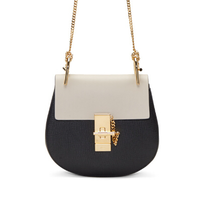 Chloé Black & Ivory Mini Drew Saddle Bag 黑白拼色迷你款小猪包 $1388（约9862元）