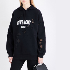 热款尽早入手！Givenchy logo印字破洞 连帽卫衣 £850（约7274元）