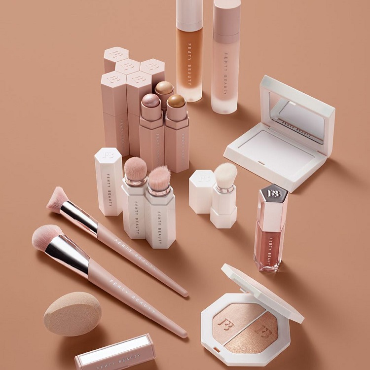 sephora:fenty beauty by rihanna 蕾哈娜彩妆系列