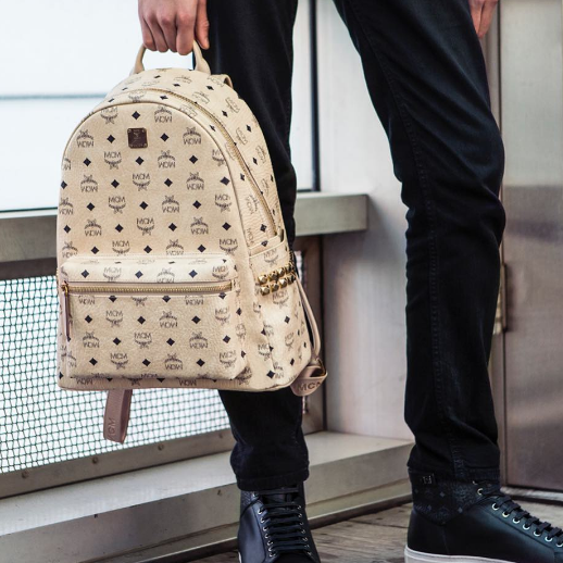 开学季来临~Italist US 官网 ： 精选 MCM、Givenchy、Moschino 等大牌双肩背包