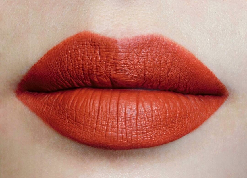 Smashbox 持久液体唇膏 OUT LOUD 可预订 $24（约174元）