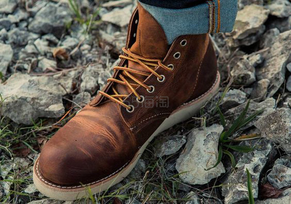 Red Wing  红翼 Heritage 系列 9111 男士工装靴  $156.99（约1137元）