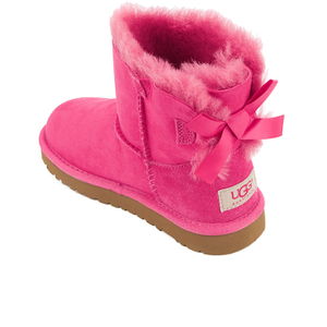 UGG Mini儿童枚粉色雪地靴 ￡77（约662元）