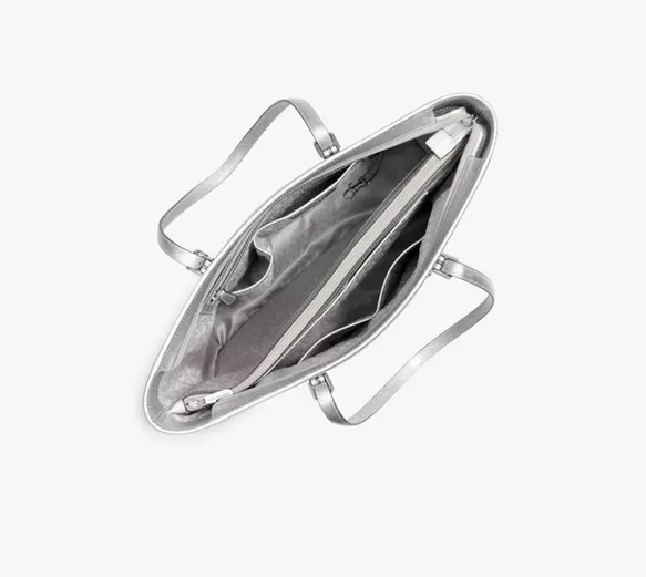 Michael Kors 中号 “Jet Set Tr*el” 金属十字纹皮托特包（约1511元）