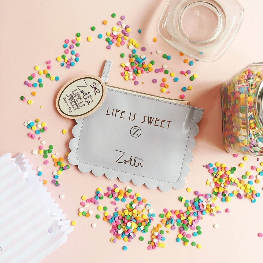 Feelunique中文官网：Zoella Beauty 甜美可爱化妆包 低至2折+满£80减£5!