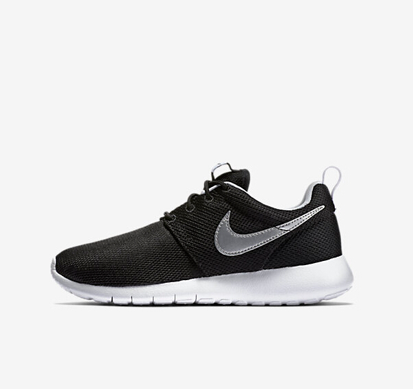 【码全！】Nike 耐克 Roshe One 大童款休闲鞋 成人可穿 339元