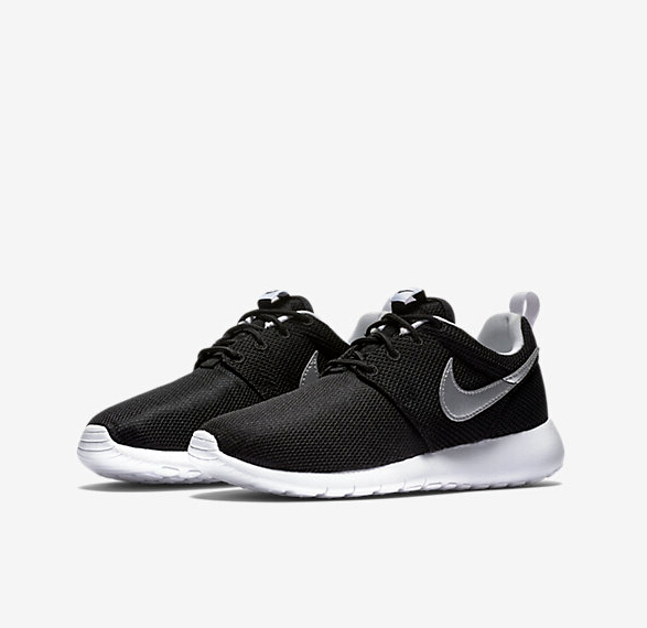 【码全！】Nike 耐克 Roshe One 大童款休闲鞋 成人可穿 339元