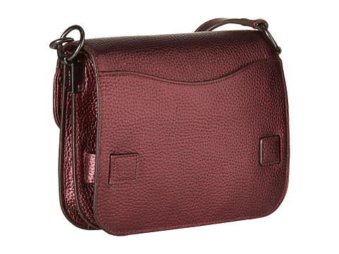 COACH Metallic Pebble Leather Small Swagger 金属色单肩斜挎包 $122.9（约891元）