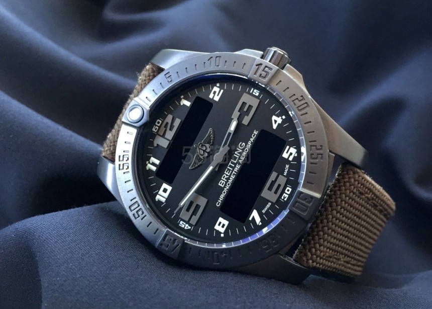 Breitling百年灵 Aerospace Evo航天进化系列 瑞士石英男表V7936310-BD60-108W-M20DSA.1  75（约17415元）