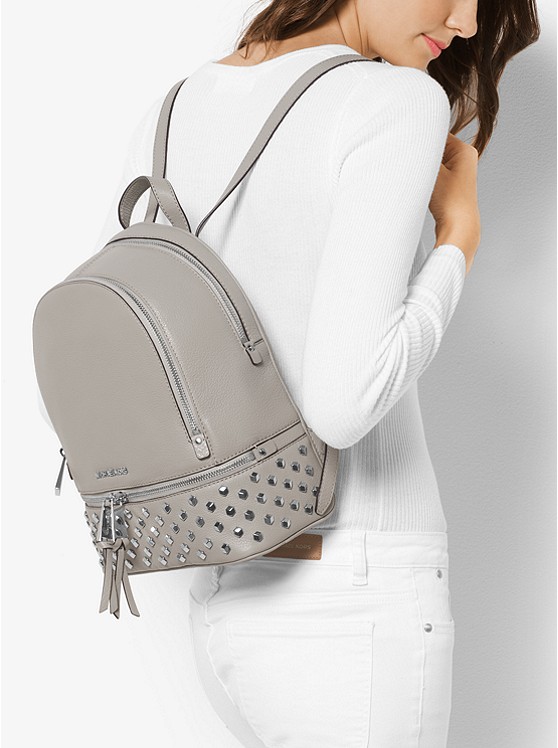 【国内差价大！】MICHAEL Michael Kors Rhea 女士中号铆钉双肩包 $201（约1456元）