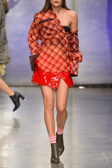 TopShop Unique 高端设计师线 红色迷你皮短裙 5（约1701元）
