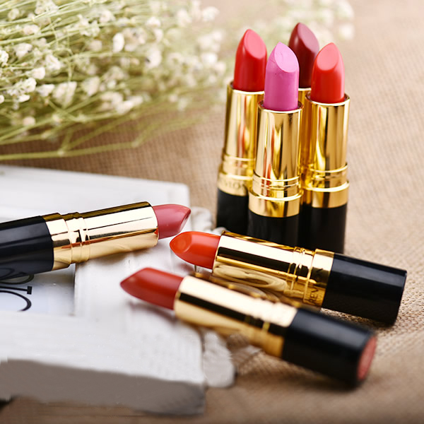 白菜价！Revlon 露华浓 润泽保湿口红  .59（约33元）