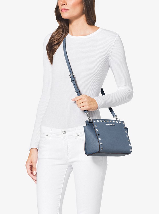 【限时高返！】MICHAEL KORS 中号 Selma 铆钉斜挎包 $139.5（约1007元）