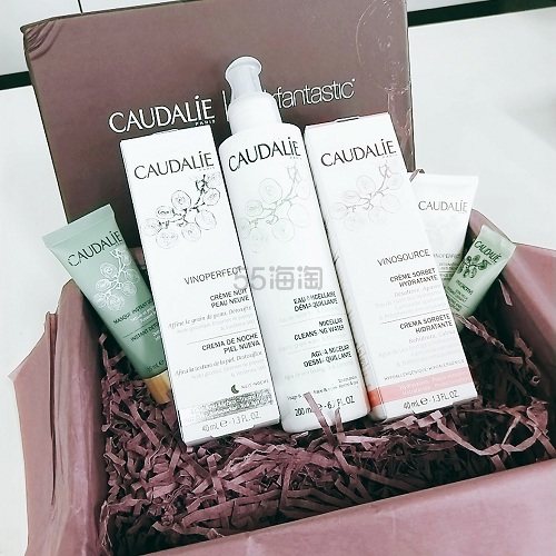 【5姐晒单】Caudalie X Lookfantastic的美妆盒你们买了吗？反正5姐的已经到手了~