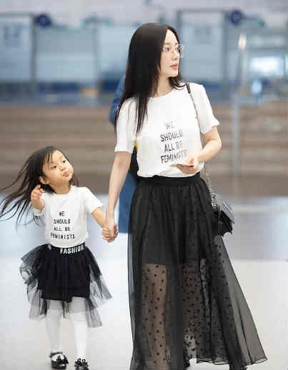 除了被明星穿烂大街的 Gucci，新一季 还有哪些 Slogan T 值得入手？