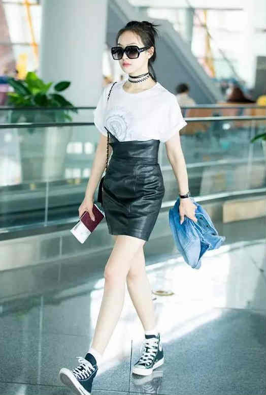除了被明星穿烂大街的 Gucci，新一季 还有哪些 Slogan T 值得入手？