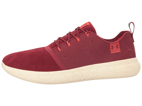 Under Armour UA Charged 24/7 Low Suede 男款跑鞋 $39.99（约290元）