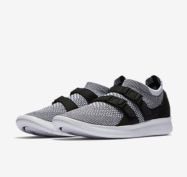 【免费直邮中国！】NIKE AIR SOCKRACER FLYKNIT 女子运动鞋 £76（约663元）