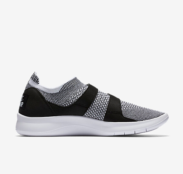 【免费直邮中国！】NIKE AIR SOCKRACER FLYKNIT 女子运动鞋 £76（约663元）