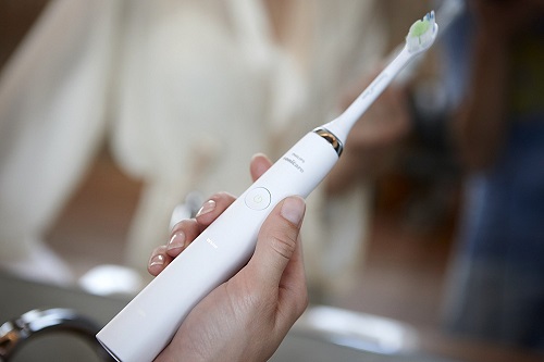 【Prime Day】西亚直邮：Philips Sonicare 飞利浦 白钻声波震动电动牙刷 99欧（约763元）