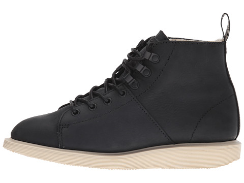 Dr. Martens Fur Lined Les Boot 女款加绒*靴 $50（约362元）