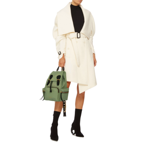 满减0！Burberry 中号后背包 00（约7105元）
