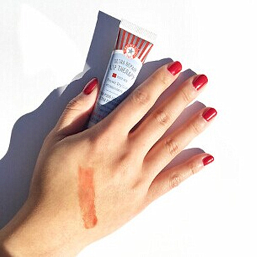 First Aid Beauty Winter Skin Savers 冬季*礼盒 $28（约203元）