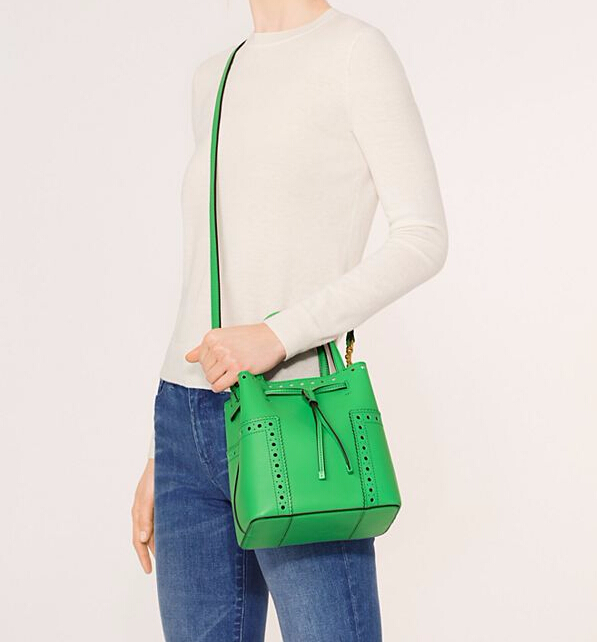 【沧海一粒珠！】Tory Burch 汤丽柏琦  BLOCK-T 微型*水桶包 $259（约1751元）