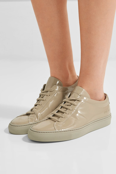 【送价值5的Chloe 墨镜】Common Projects 经典款“小白鞋” £122（约1064元）
