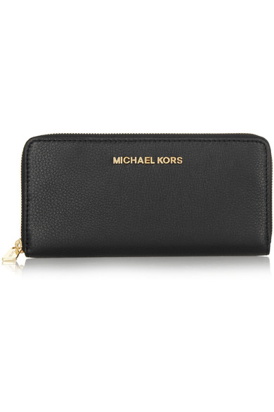 半价入 MICHAEL Michael Kors 经典款黑金 拉链长钱夹 £68（约593元）