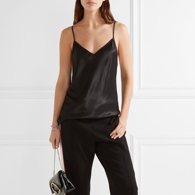 3折！DKNY 时髦人必备“睡衣风” 吊带裙 £36（约314元）