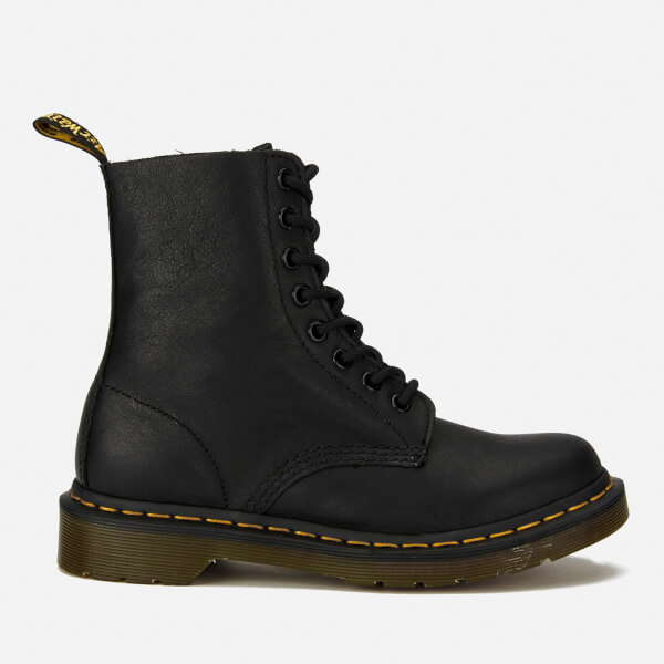 Dr. Martens 黑色8孔女款软皮马丁靴 £92（约803元）