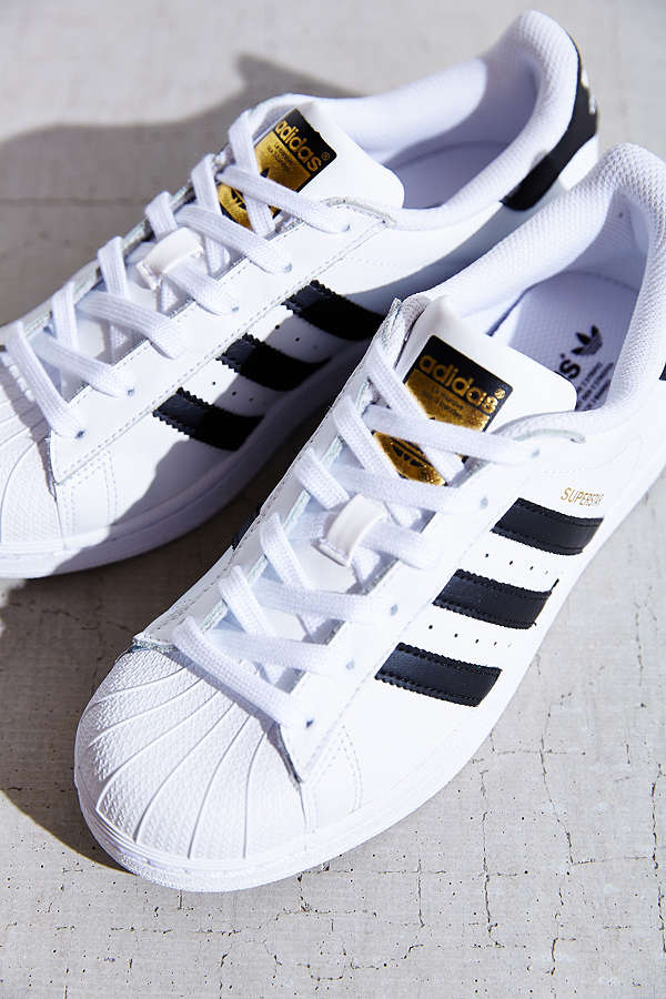 【大脚福利！】Adidas Originals 三叶草 superstar 女士金标贝壳头运动鞋