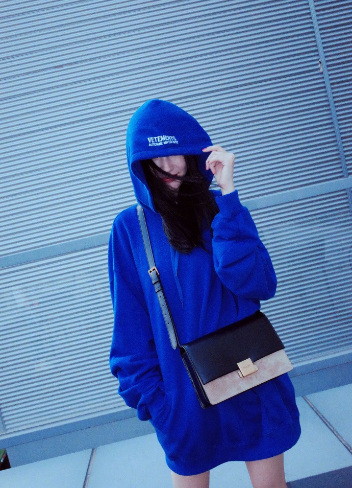 杨幂同款 Vetements  Blue Oversized Europa Hoodie 蓝色卫衣