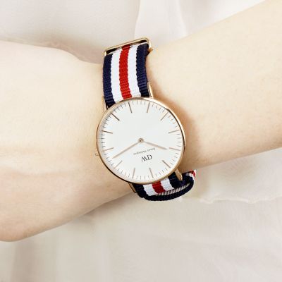 Daniel Wellington 0502DW 女款时尚手表