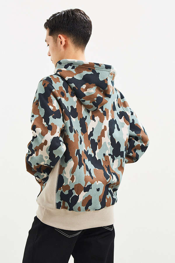 Champion & Urban Outfitters 独家合作款 Camo Reverse We*e Hoodie 男士迷彩连帽卫衣