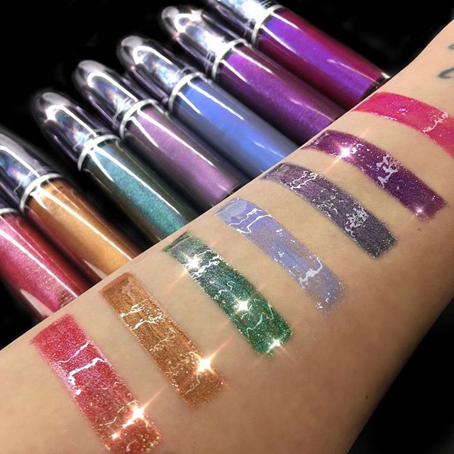 新品上架！M.A.C 魅可镭射金属光感*头液体唇釉