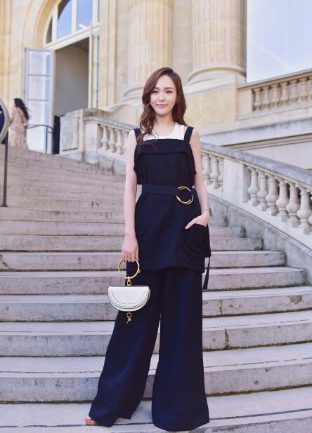 Ssense：Chloe Nile 系列金属环手袋
