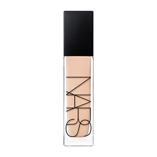 全新上市！NARS 自然光泽长效粉底液