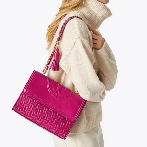 这个价格就比手速啦！Tory Burch Fleming 女士小羊皮小号链条包 粉色