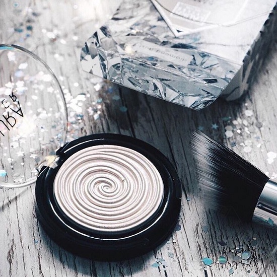 6.7折！ Laura Geller  钻石星辰冰淇淋烘焙高光20周年限量 DIAMOND DUST 