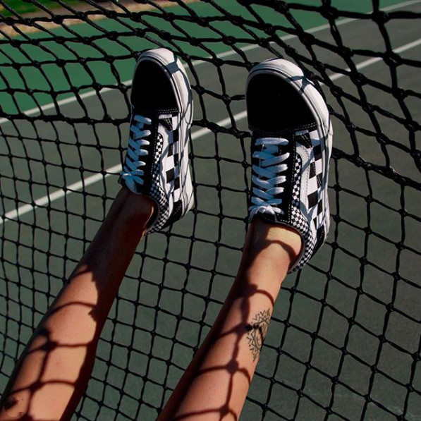 杨幂、肯豆等明星同款 Foot Locker：精选 Vans“Old School”等经典系列运动鞋