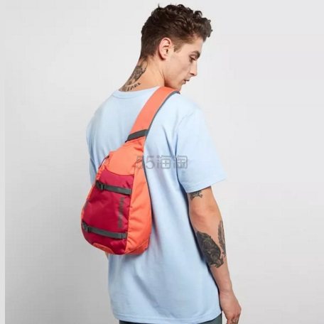 超低价！Patagonia 巴塔哥尼亚 Atom Sling 8L 水滴包