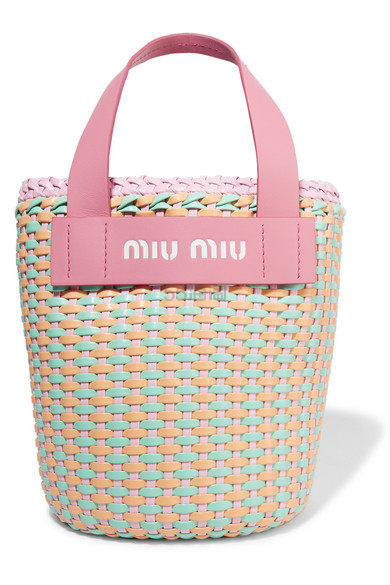 MiuMiu 超可爱 编织粉色 水桶包 
