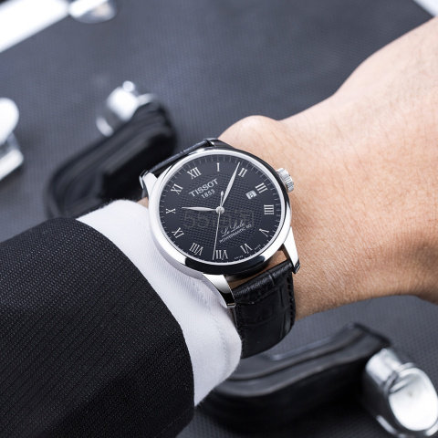Tissot 天梭 Le Locle 力洛克系列 男款机械表 T006.407.16.053.00