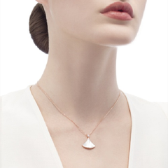 【55专享】戴珍珠的少女~ Jomashop：精选多款珍珠项链、手链等气质首饰 包括宝格丽、施华洛世奇等