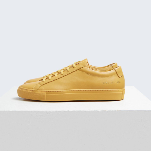 WOMAN BY COMMON PROJECTS 经典款黄色运动鞋