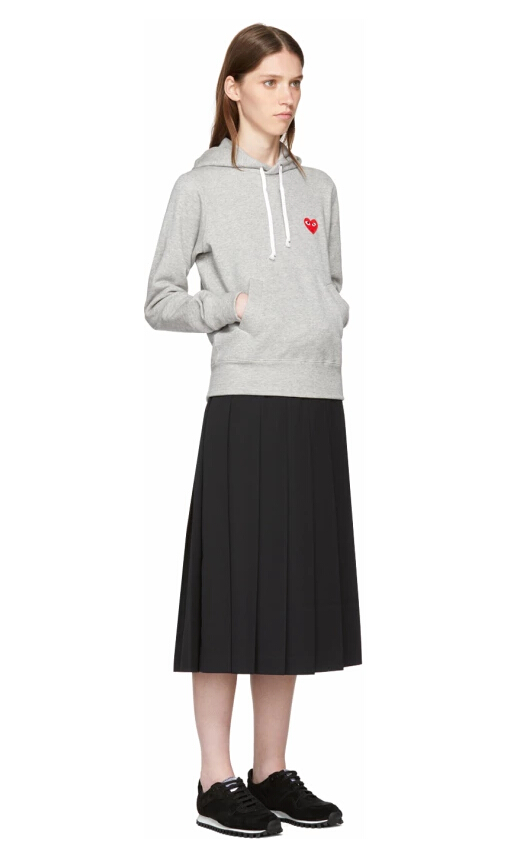 Comme des Garçons Play Grey Heart Patch Hoodie 女款经典灰色卫衣